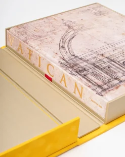 ASSOULINE Architecture & Design|Vatican: A Private Visit to a Secret World